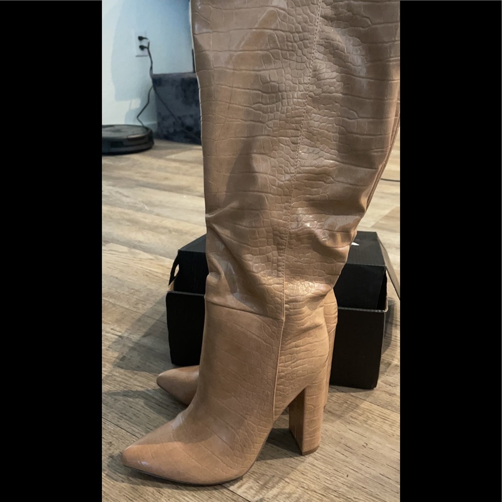 Fashion Nova Tan Heeled Boots